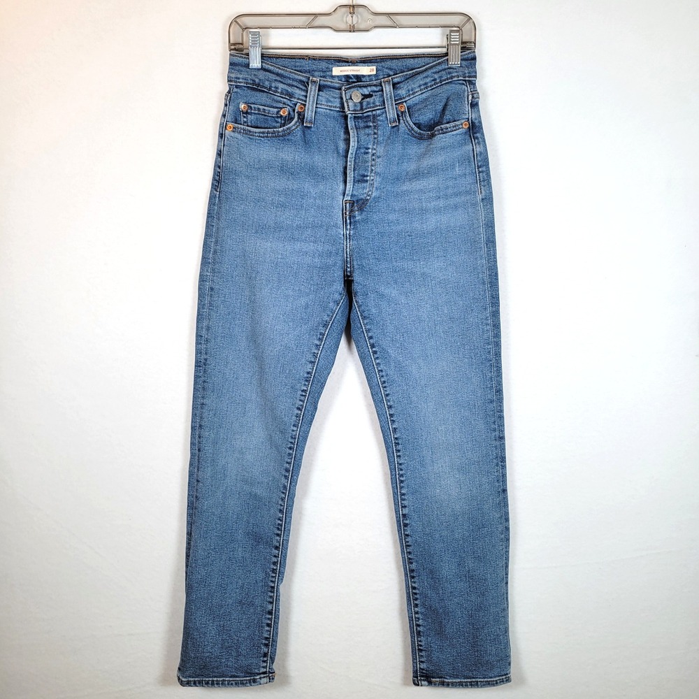 Levi's Women's Straight Leg Jeans — Medium Blue Denim